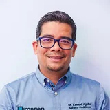 Dr. Kemuel Aguilar, médico radiólogo